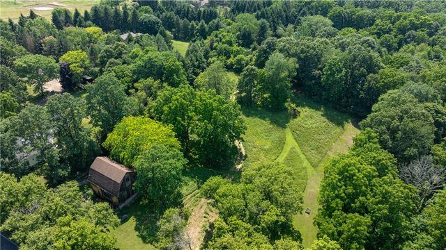 1050 Strong Road, Victor, NY 14564