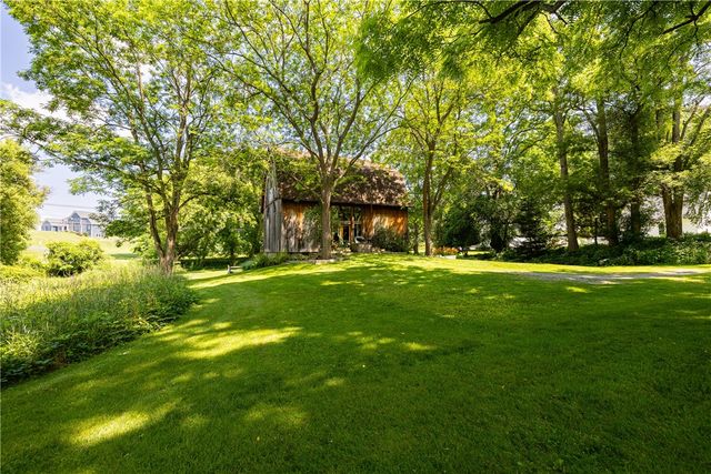 1050 Strong Road, Victor, NY 14564