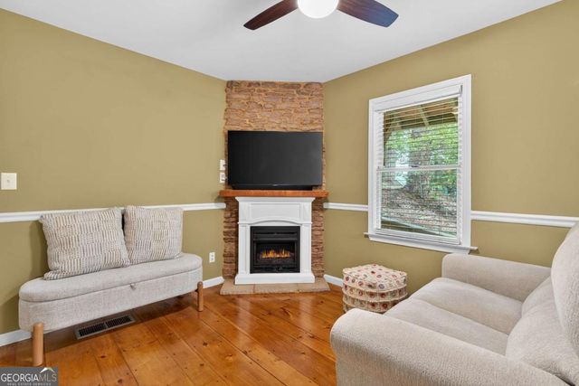 747 Mountain Oak Road, Ellijay, GA 30536