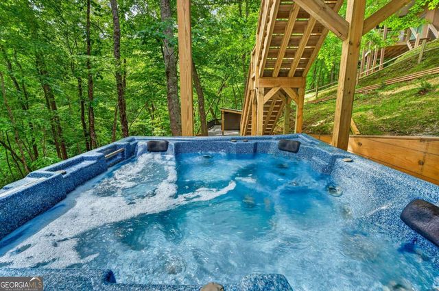 747 Mountain Oak Road, Ellijay, GA 30536