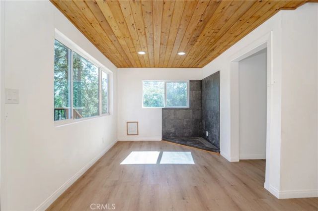 872 Hill, Big Bear Lake, CA 92315