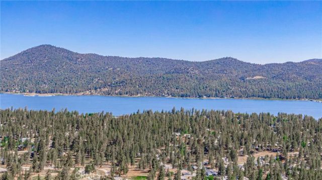 872 Hill, Big Bear Lake, CA 92315