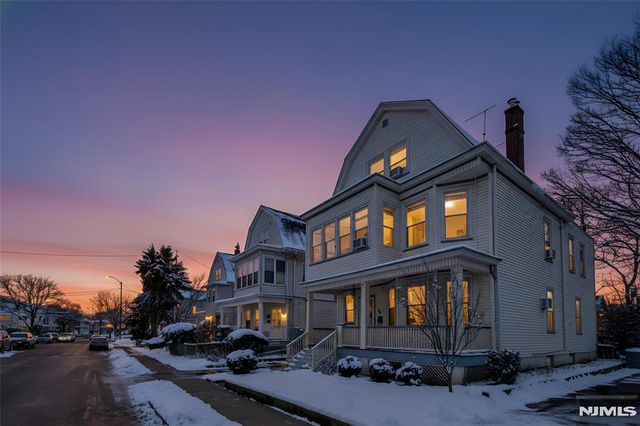 54 Riggs Place, West Orange, NJ 07052