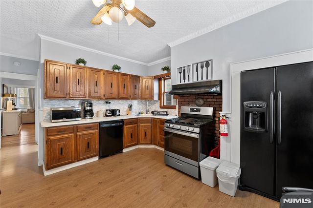 54 Riggs Place, West Orange, NJ 07052