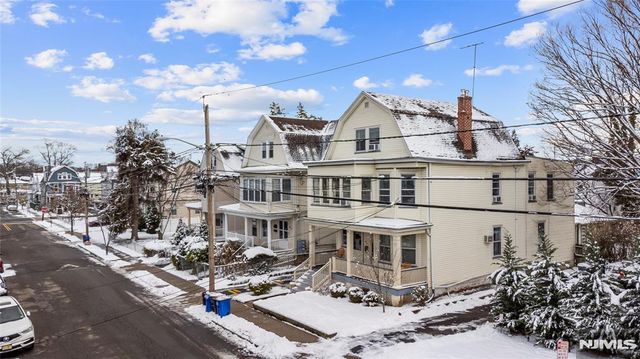 54 Riggs Place, West Orange, NJ 07052