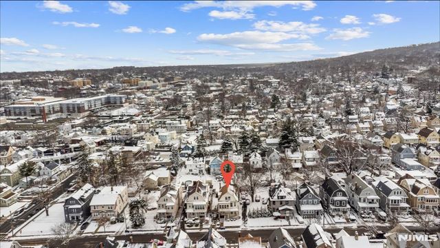 54 Riggs Place, West Orange, NJ 07052