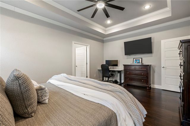 1404 W Gum Street, Rogers, AR 72758