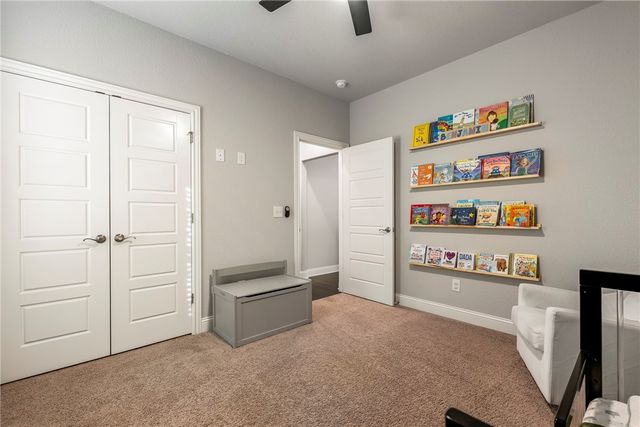 1404 W Gum Street, Rogers, AR 72758