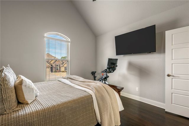 1404 W Gum Street, Rogers, AR 72758