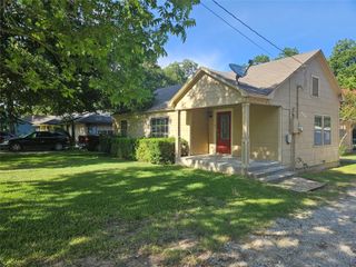 726 S Lindsay Street, Gainesville, TX 76240