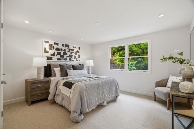833 Dixon Way, Los Altos, CA 94022