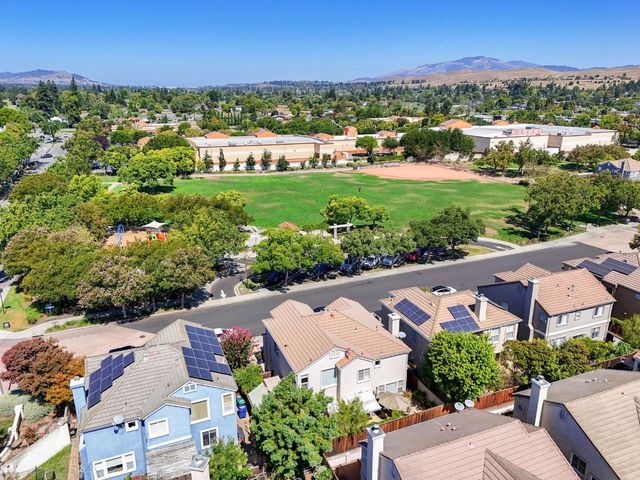 102 Triana Way, San Ramon, CA 94583