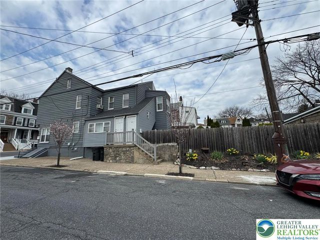 200 North 11th Street, Easton, PA 18042