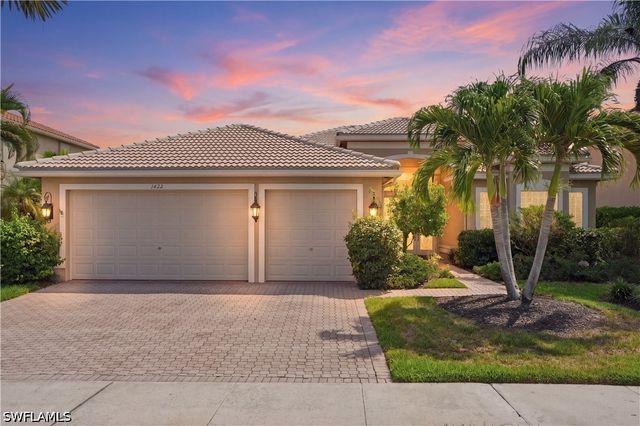 1422 King Sago CT, Naples, FL 34119