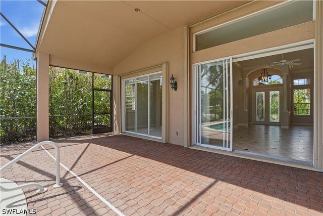 1422 King Sago CT, Naples, FL 34119