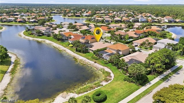 1422 King Sago CT, Naples, FL 34119