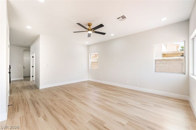 1293 Silver Knoll Avenue, Las Vegas, NV 89123