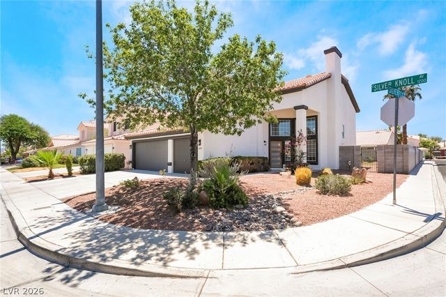 1293 Silver Knoll Avenue, Las Vegas, NV 89123