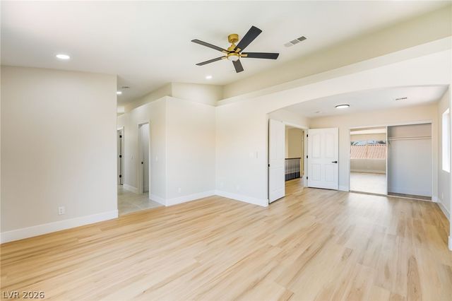 1293 Silver Knoll Avenue, Las Vegas, NV 89123