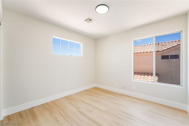 1293 Silver Knoll Avenue, Las Vegas, NV 89123