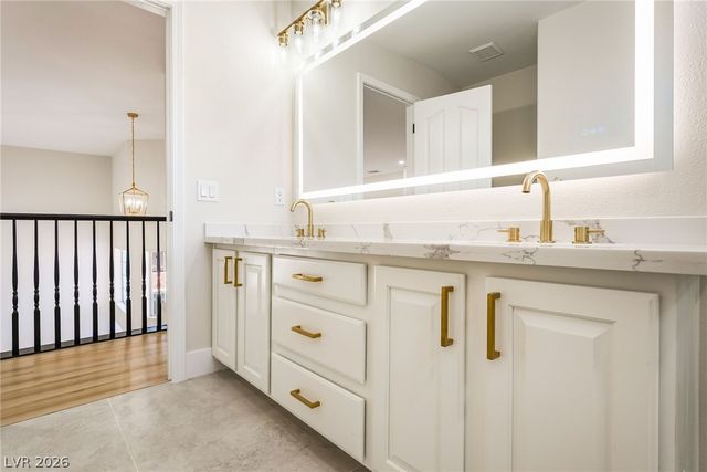 1293 Silver Knoll Avenue, Las Vegas, NV 89123