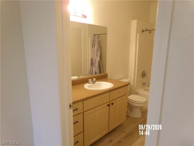 8250 North Grand Canyon Drive 2021, Las Vegas, NV 89166