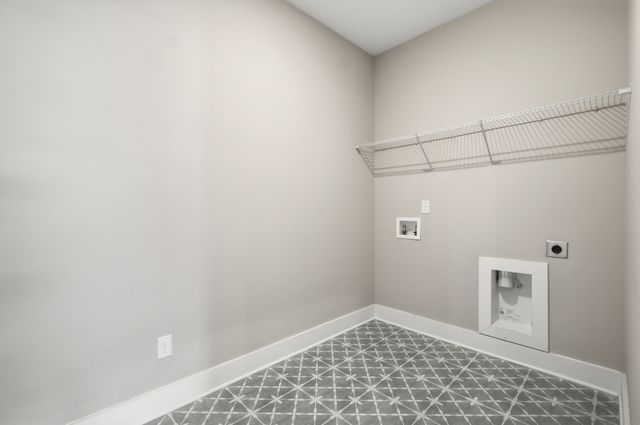 402 Old Spring Ln, Gallatin, TN 37066