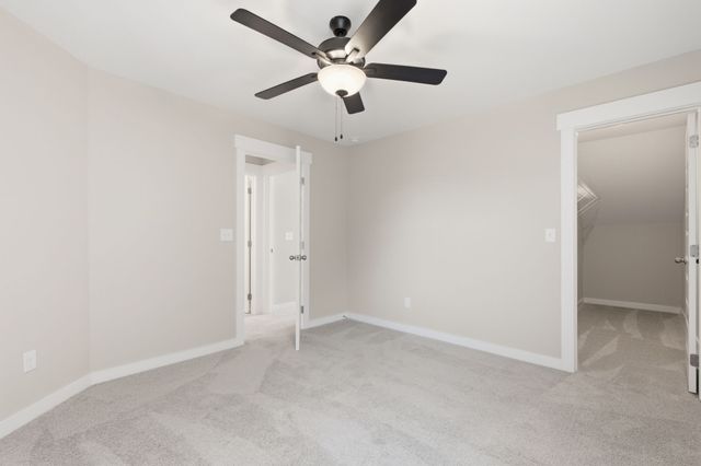 402 Old Spring Ln, Gallatin, TN 37066