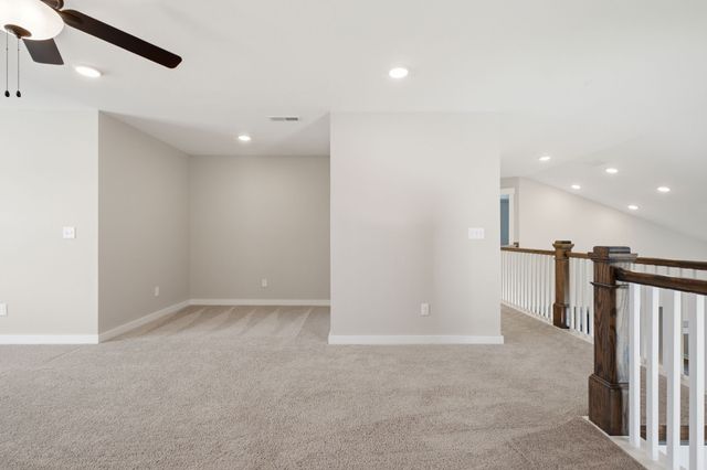 402 Old Spring Ln, Gallatin, TN 37066