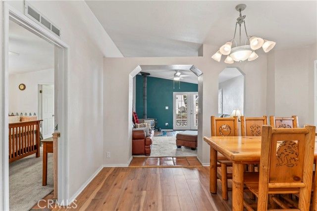 2113 Spring Oak, Running Springs, CA 92382