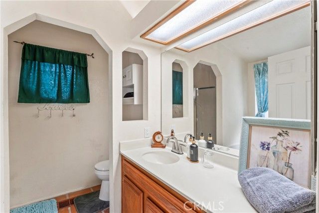 2113 Spring Oak, Running Springs, CA 92382