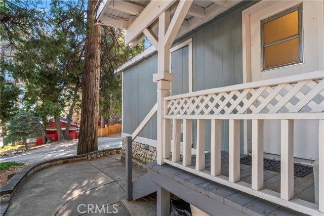 2113 Spring Oak, Running Springs, CA 92382