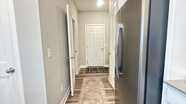 18303 Glassner Way, Lakeville, MN 55044