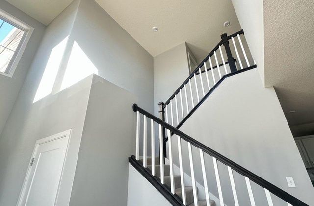 18303 Glassner Way, Lakeville, MN 55044