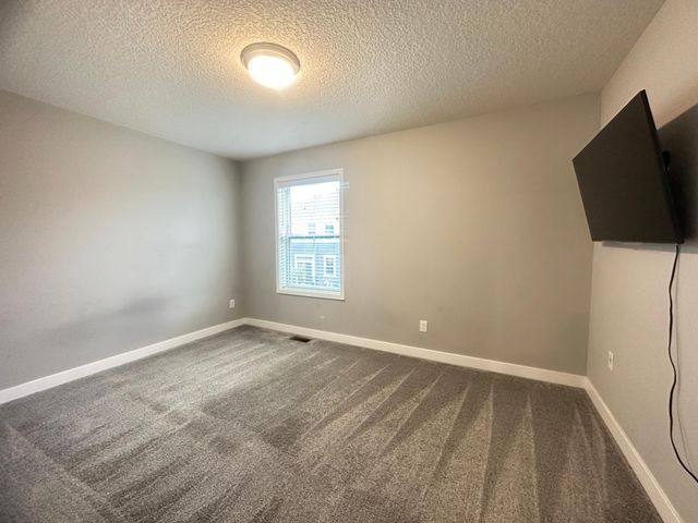 18303 Glassner Way, Lakeville, MN 55044