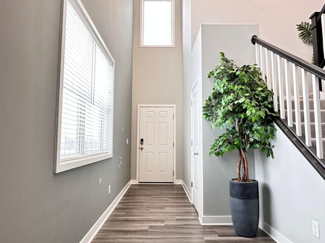 18303 Glassner Way, Lakeville, MN 55044