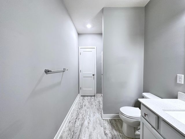 18303 Glassner Way, Lakeville, MN 55044