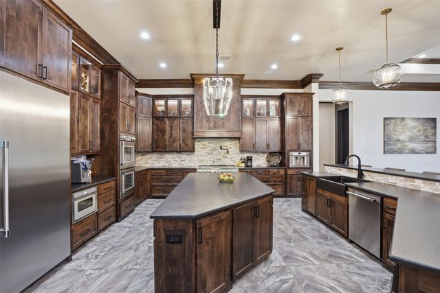 137 Angelina Drive, Aledo, TX 76008
