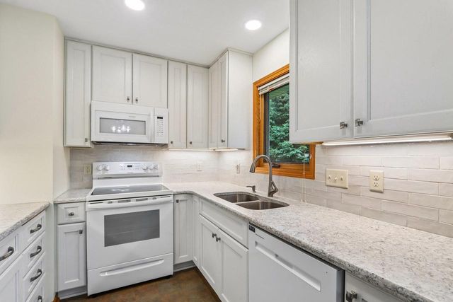 5006 Violet Lane, Madison, WI 53714