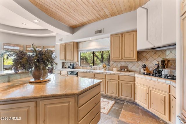 11447 E WHISPERING WIND Drive, Scottsdale, AZ 85255