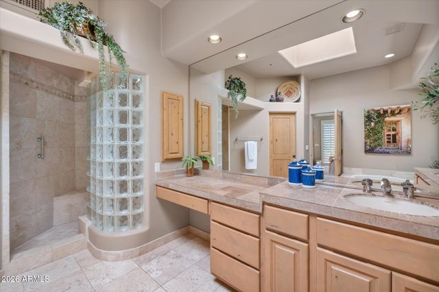 11447 E WHISPERING WIND Drive, Scottsdale, AZ 85255