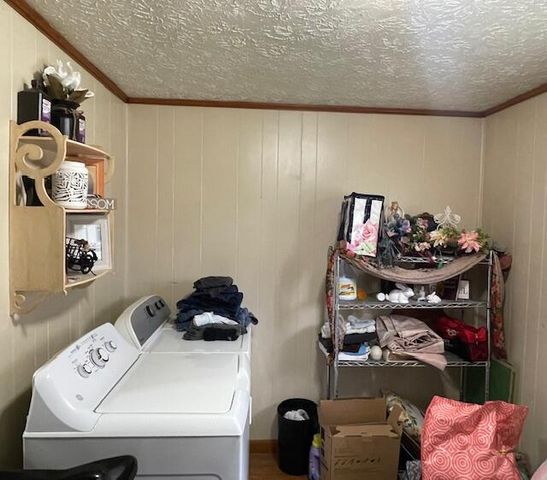 1206 Ky-1809, Bryants Store, KY 40921