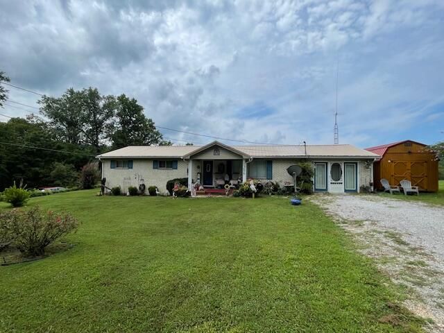 1206 Ky-1809, Bryants Store, KY 40921