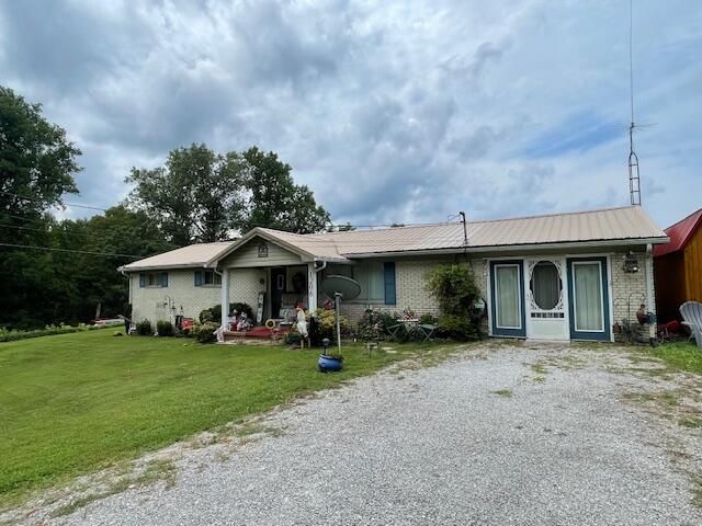 1206 Ky-1809, Bryants Store, KY 40921