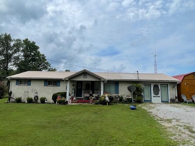 1206 Ky-1809, Bryants Store, KY 40921