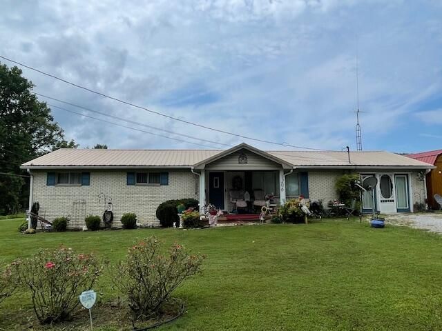 1206 Ky-1809, Bryants Store, KY 40921