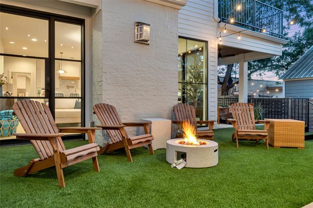 1902 Tillotson Ave, Austin, TX 78702