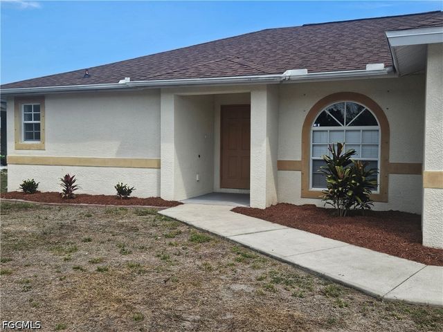 3410 22nd ST SW, Lehigh Acres, FL 33976