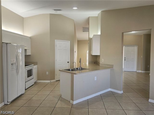 3410 22nd ST SW, Lehigh Acres, FL 33976