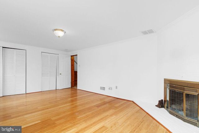 6138 BEACHWAY DR, Falls Church, VA 22041